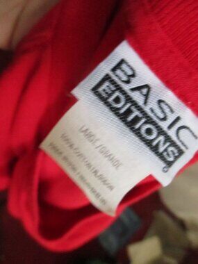 True Vintage T-Shirt Large 1990's Basic Editions Red Pocket T-Shirt Large